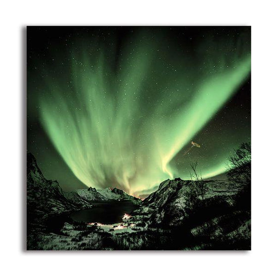 Bright Aurora Borealis Canvas Wall Art